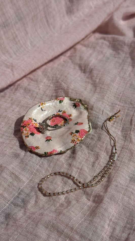 Petite Pink Florals Oyster Design