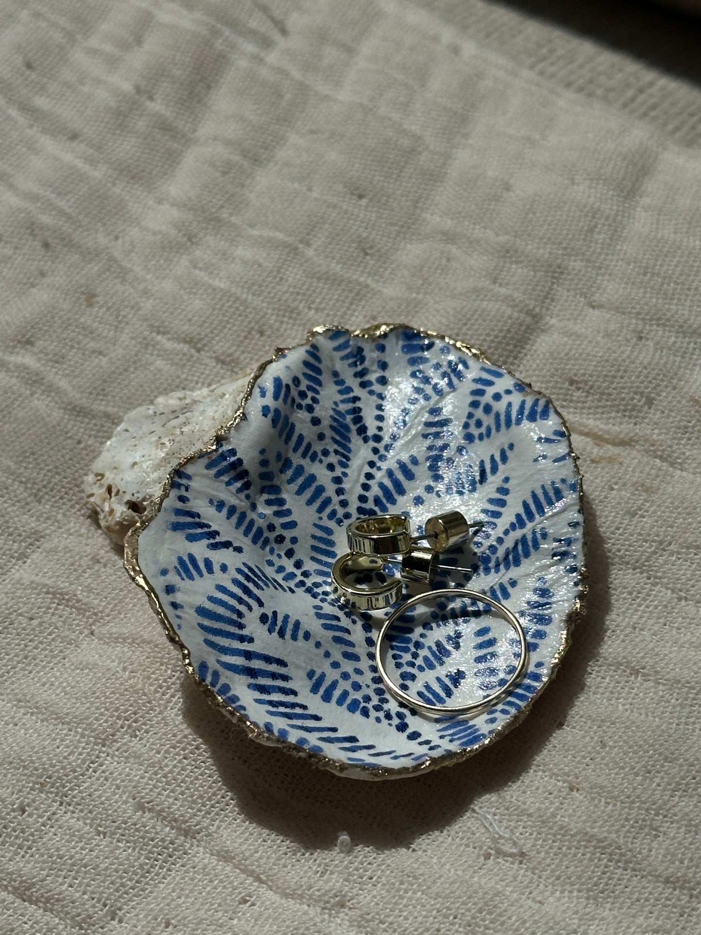 Santorini Oyster Design